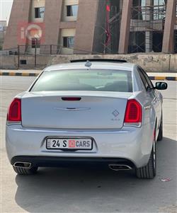 کرایسلەر 300